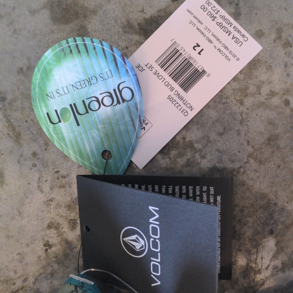 Volcom nothing bud love two piece swimsuit - Picture 4 of 7